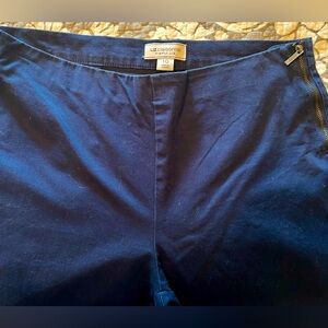 Ladies stylish, navy blue, sz 10 
Comfortable with some stretch. Organic Cotton